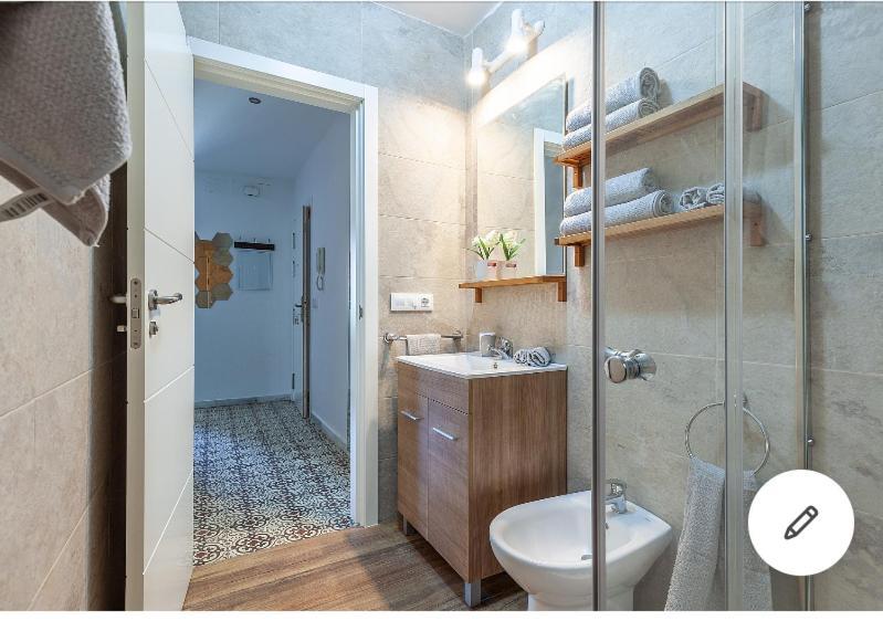 Appartement Violeta With Cozy Balcony