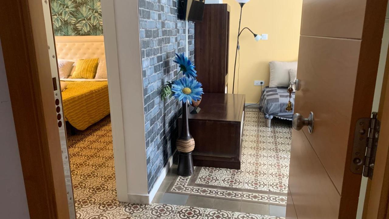 Appartement Violeta With Cozy Balcony Sevilla