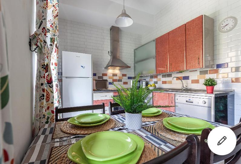 Appartement Violeta With Cozy Balcony Sevilla